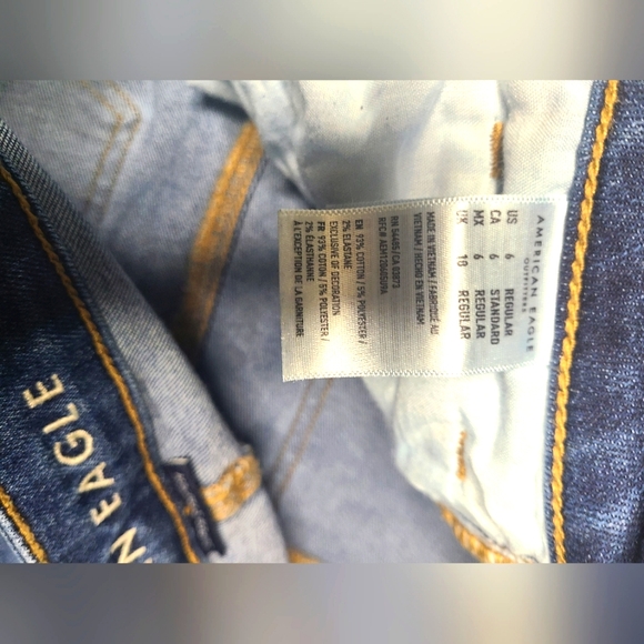 American Eagle Super Stretch Skinny Kick Women's Jeans sz 6 - Picture 3 of 4